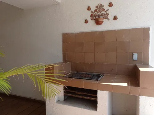 Vendo Casa En Privada, Burgos A Unos Metros Salida A Autopista Del Sol