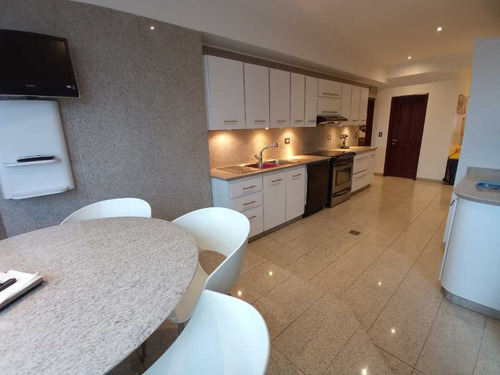 Vendo Apartamento 340m² 5hab/6b/5pe Mirador De San Román