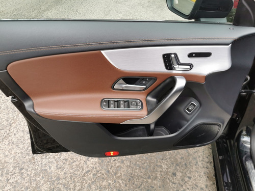 Imagen 10 de 15 de Cla 200 Sport Impecable 2020