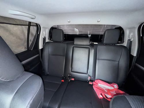 Toyota Hilux 2.8 Cd Srx 177cv 4x4 At