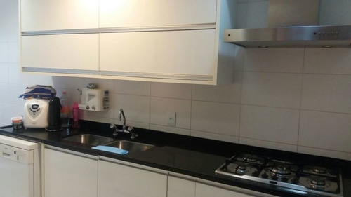 Imagem 9 de 15 de Espaçoso, Bem Decorado E Varanda Goumet - Nm328
