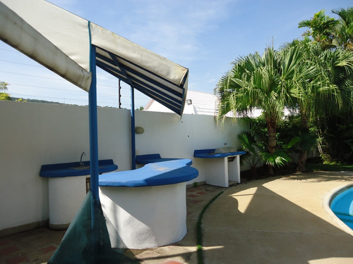 Imagen 21 de 21 de Amplia Villa Con Planta Eléctrica Y Piscina