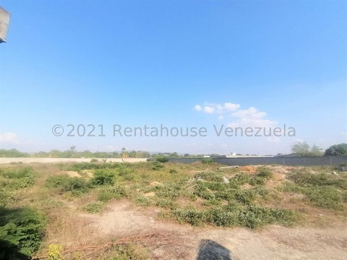 Imagen 18 de 30 de Excelente Terreno En Via Principal En Cabudare, Sector El Cercado, Cod. 22-6902, Arnaldo Lopez Tlf. 04245257450, Lara, Venezuela