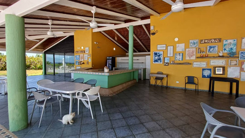Apartamento En Cimarrón Suites, Playa Parguito