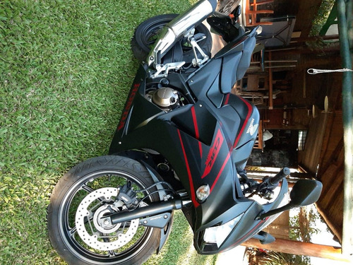 Honda Cbr 300 - 2018 2500 Km
