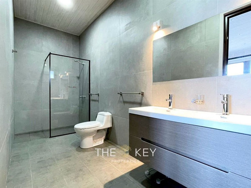 Espectacular Casa Arquitectura Modular Vista Lago Ranco