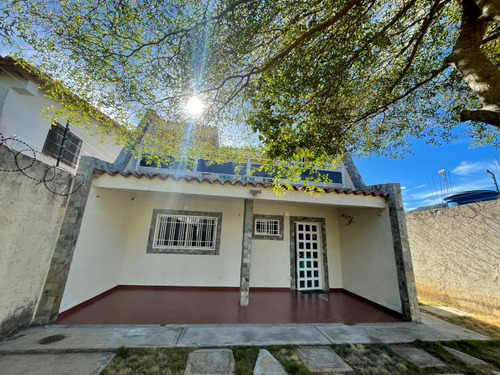Excelente Townhouse Duplex Urb.brisas De San Miguel A Cinco Minutos Del Sambil