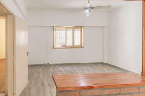 Ph Venta 2 Dormitorios 1 Baño 1 Patio 71 Mts 2 Totales - La Plata