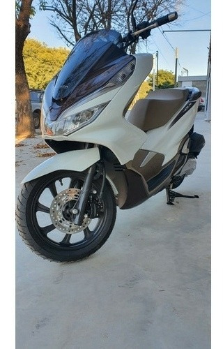 Imagen 4 de 10 de Honda - Pcx 150 Deluxe - 0km