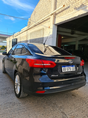 Ford Focus Iii 2.0 Sedan Titanium Mt 2017