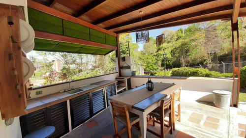 Terraza De Club Hípico Casa En Venta 340m2 De Construcción