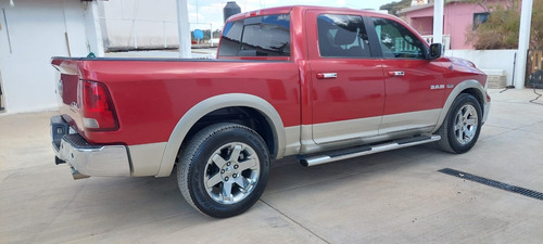 Dodge Ram 2500 5.7 Pickup Crew Cab Laramie 4x4 Mt