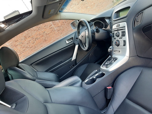 Hyundai Genesis V6 Aut/sec