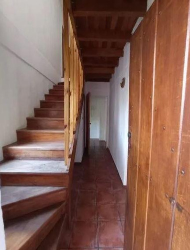 Casa Venta 3 Dormitorios 2 Baños 2 Cocheras 1 Patio Y Parrilla 300 Mts 2 Totales - City Bell