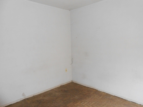 Casa Em Excelente Localização - 1404