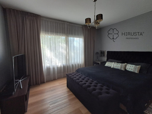 Muy Linda Casa En Venta Barrio St Matthew´s Village 4 Dormitorios+playrrom+escritorio+pileta+galeria+parrilla