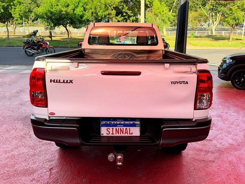 Toyota Hilux 2.8 4X4 CS 16V TURBO