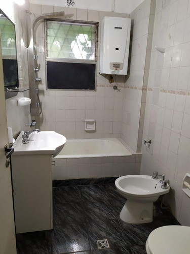 Imagen 6 de 15 de Departamento 3 Amb Pb Patio Bajas Expensas - Parque Avellaneda