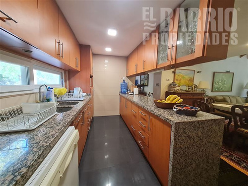 Casa En Venta De 3 Dorm. En Chicureo Poniente