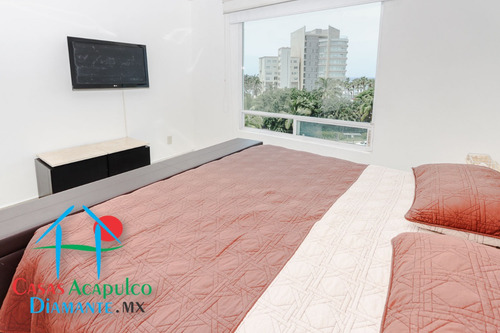 Cad Lobayan 303. Terraza Con Vista Parcial Al Mar