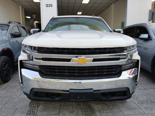 Imagen 2 de 14 de Cheyenne Z71 Impecable 2020