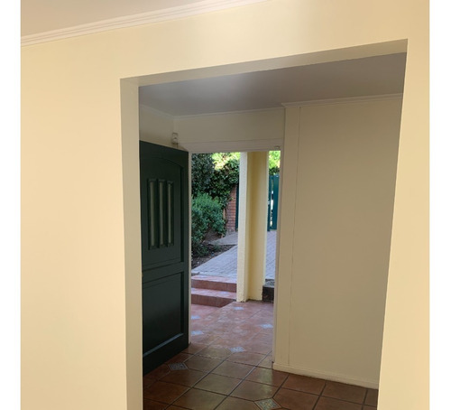 Imagen 6 de 30 de Excelente Y Amplia Casa En San Carlos De Apoquindo