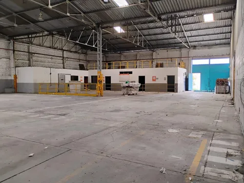 Se Alquila Bodega Barrio Industrial
