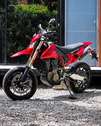 Ducati Hypermotard Mono 698 2024