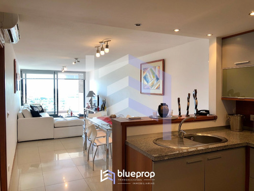 Imagen 8 de 14 de Apartamento En Venta En Piso Alto Punta Del Este. 1 Dormitorio Y Medio.