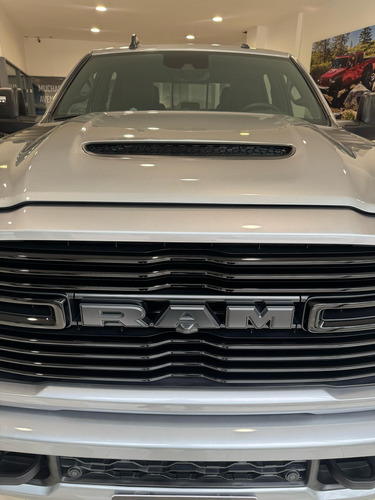 RAM 2500 6.7 Laramie Night Edition At6 350Cv 4X4