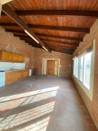 Imagen 8 de 17 de Oportunidad! Casa Quinta Sobre Lote 1000m2. Barrio Los Alamos Excelente Entorno Y Ubicacion
