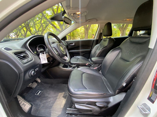 Imagen 16 de 20 de Jeep Compass Longitude 2018