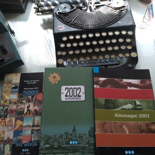 Lote Almanaques  Del Banco De Seguros 2003-2001-2002