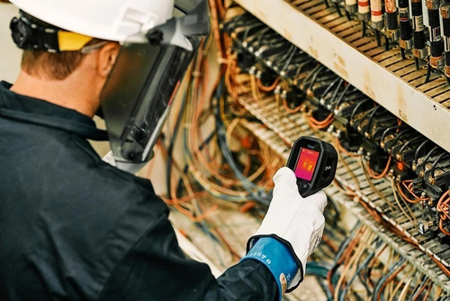 Câmera Termográfica Pontual 19200p -25 A 1030ºc Flir Tg297