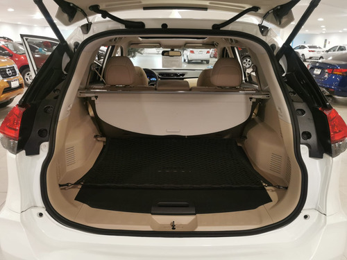 Imagen 7 de 15 de Nissan X-trail Exclusive 2 Row 2021