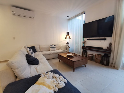 Casa En Privada En Playa Del Carmen