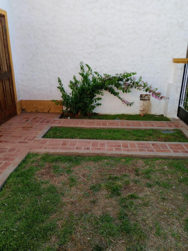 Casa En Venta . 4 Dormitorios 4 Baños - 500mts2 - Bolívar