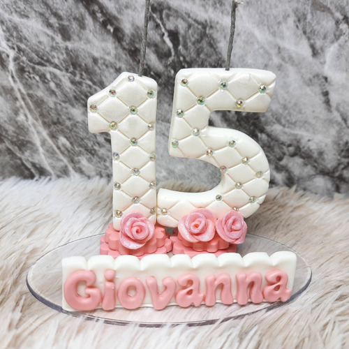 Imagem 3 de 4 de Vela Topo De Bolo Em Biscuit 15 Anos Branco, Rosa