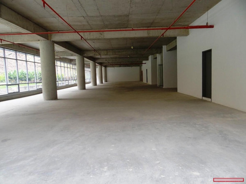 Imagen 4 de 9 de Edificios En Venta