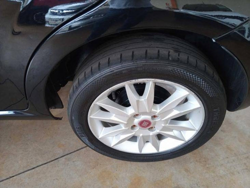 Imagem 11 de 13 de Fiat Punto 1.6 Essence 16v Flex 4p Manual