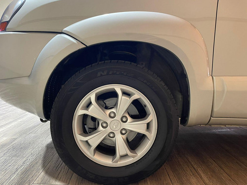 Imagem 12 de 12 de Hyundai Tucson Gls 2.0 16v (flex) (aut)