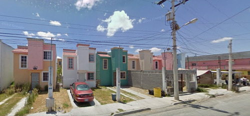Casa En Venta En La Colonia Los Presidentes En Matamoros, Tamaulipas -avf07
