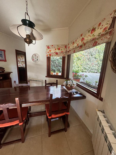 Casa En Venta - 3 Dormitorios 3 Baños - Tandil