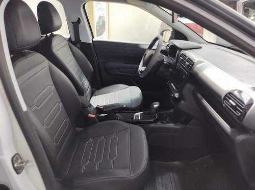 Imagen 13 de 25 de Citroen C4 Cactus Feel Pack Plus Automatico