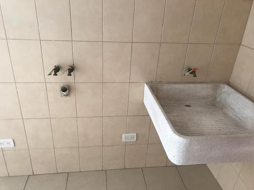 Imagen 18 de 30 de Departamento En Venta En Bugambilias (vista Laguna)