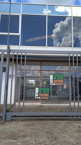 Zona Este Local Industrial 802m2 + Salon 323 M2 / A 2 Calles