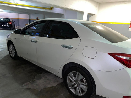 Imagen 2 de 6 de Toyota Corolla Xei 1.8 6m/t