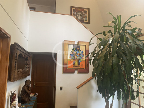 Casa En Venta De 6 Dorm. En Lo Barnechea