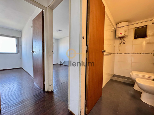 Venta Apartamento 2 Dormitorios Sobre Av Italia - Malvin