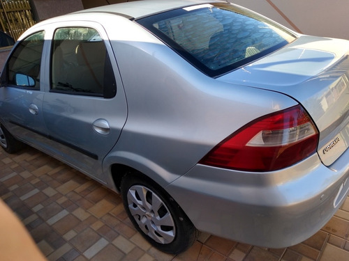 Imagem 3 de 5 de Chevrolet Prisma 2010 1.0 Maxx Flexpower 4p